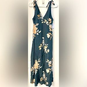 O’Niell Maxi dress